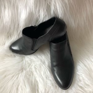 B.o.c booties size 8”